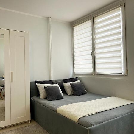 Przytulna Kawalerka Apartment Warsaw Luaran gambar
